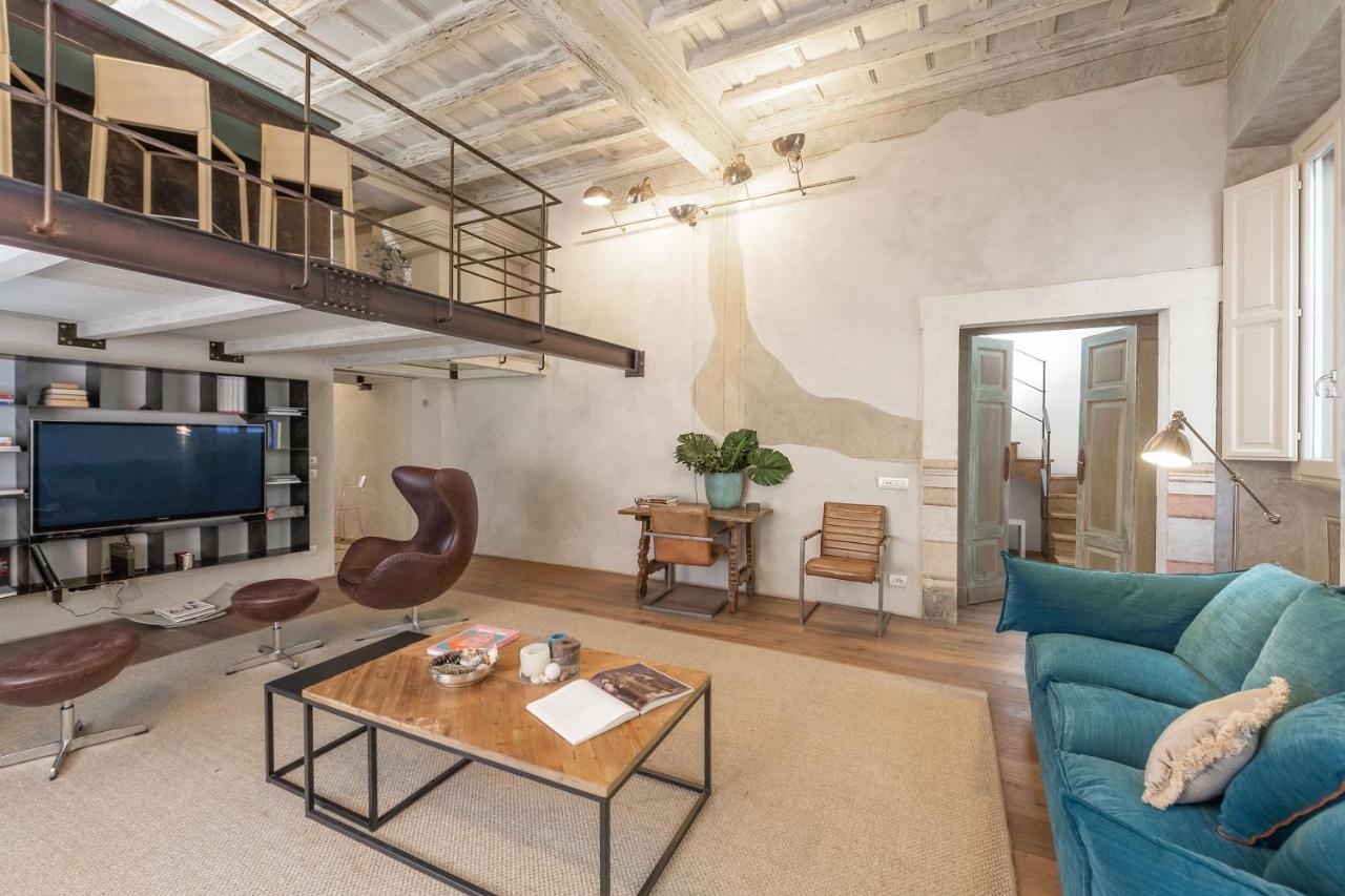 Apartment Design Near Spanish Step *